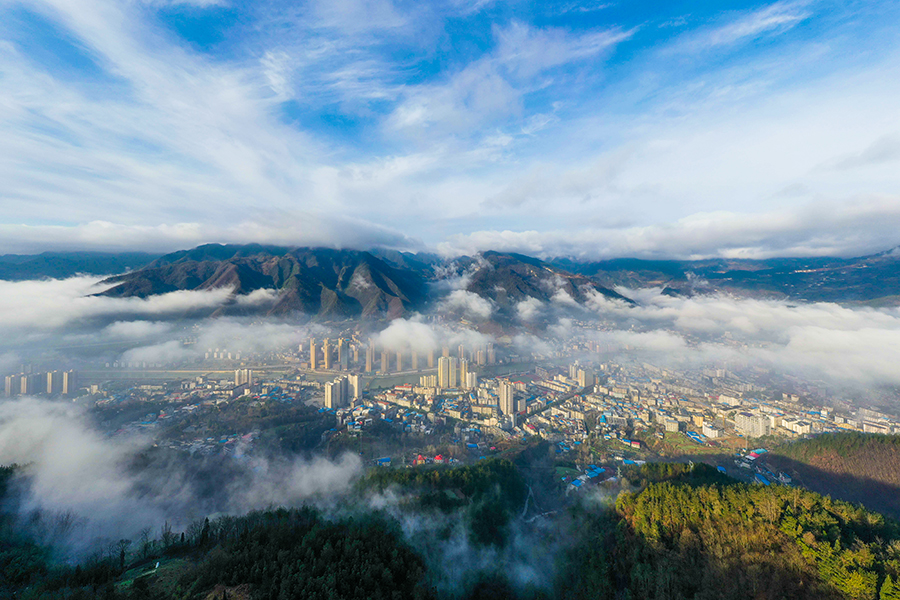 湖北保康山城云海绝美画卷