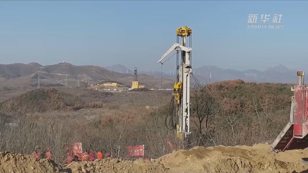 山东栖霞笏山金矿井下最多收到9声回击 初步认为爆炸事故井下有生命