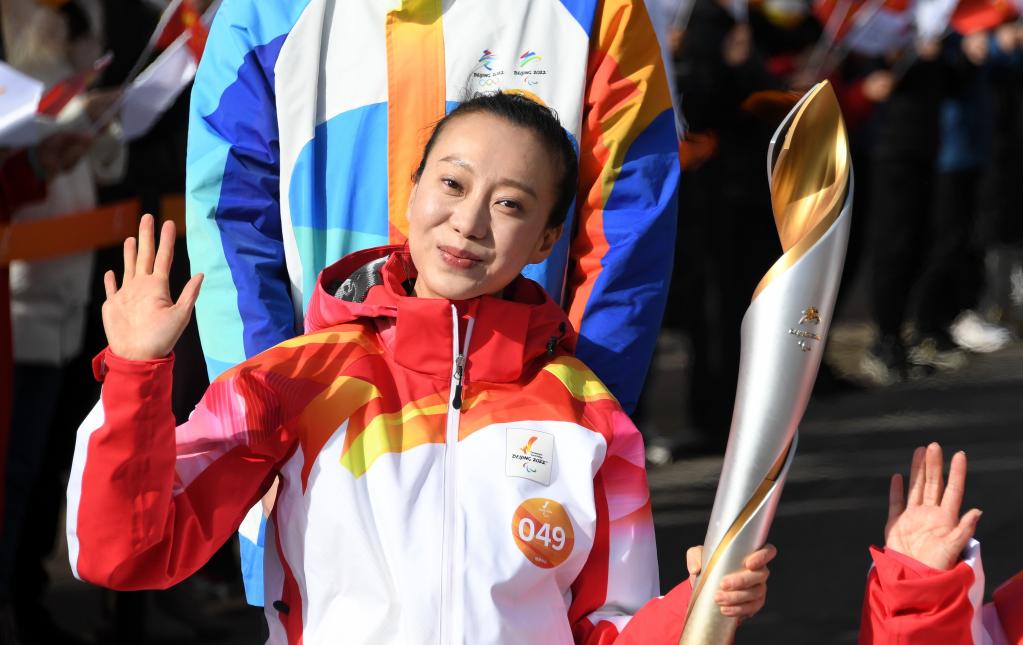 全球连线永远为奥林匹克而舞动北京冬残奥会火炬手刘岩的奥运情缘